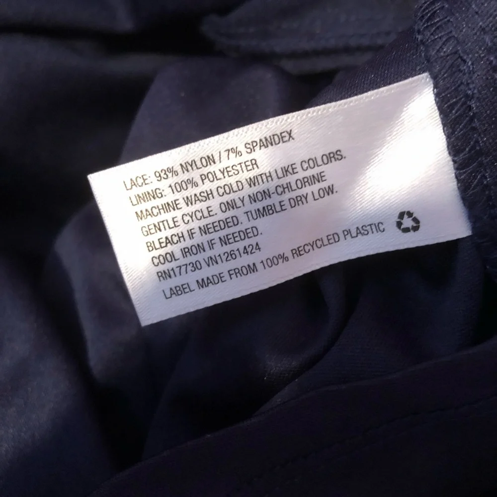 Dark Navy Blue Floral Lace Fit and Flare Dress Size Small - Picture 8 of 9